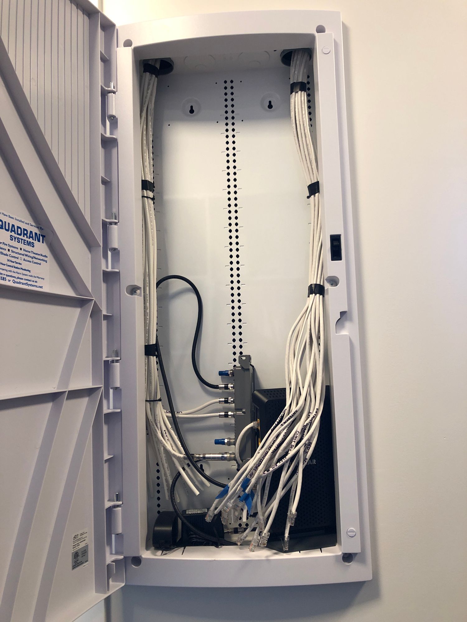 How To Organize Cables In Rack Cabinet?